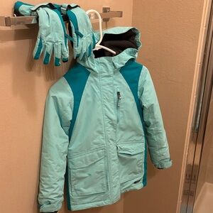 EUC Girls Lands' End Teal Squall Ski Snow Jacket size 6x-7 with matching gloves